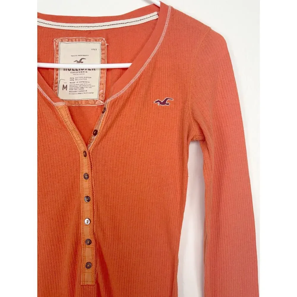 Vintage Y2K 2000s Hollister Long Sleeve Thin Henley Top in Orange Size Medium